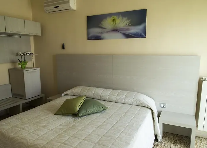 Otel Rosa Del Tirreno 3*