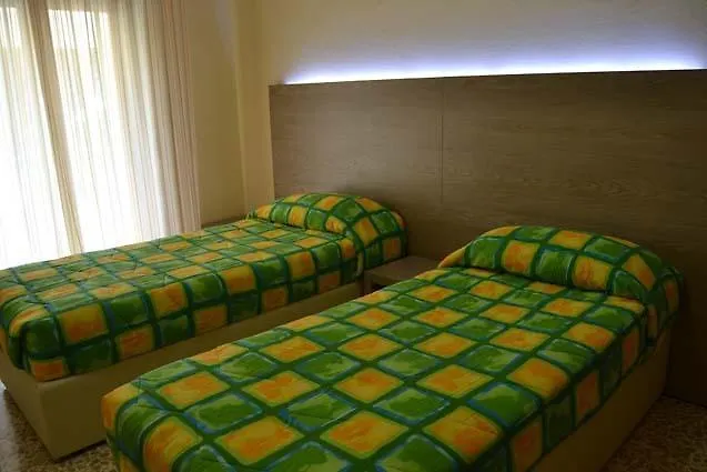 Rosa Del Tirreno Otel